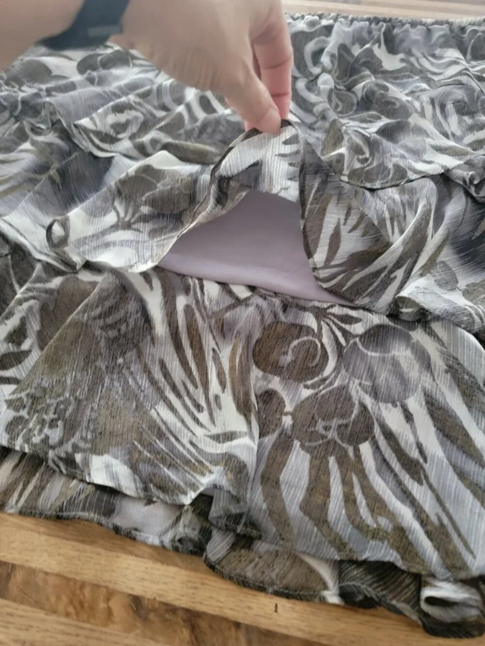 Gray/White/Black vintage-inspired grey/white animal floral print tiered skirt